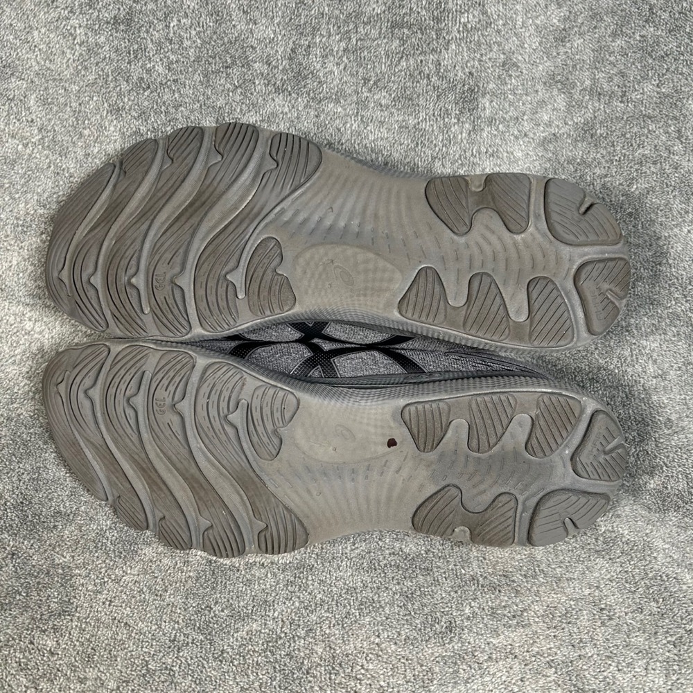 ASICS Gel-Nimbus 24 Mens Running Shoes Gray Sheet Rock Black 1011B359 Size 12 - Picture 9 of 13